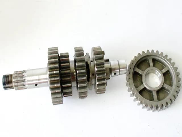 SUZUKI VZ 800 AF MARAUDER GETRIEBEWELLE AUSGANG GETRIEBE