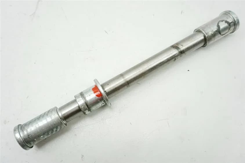 KAWASAKI GPZ 500 S EX500D STECKACHSE VORN ACHSE DISTANZHÜLSE