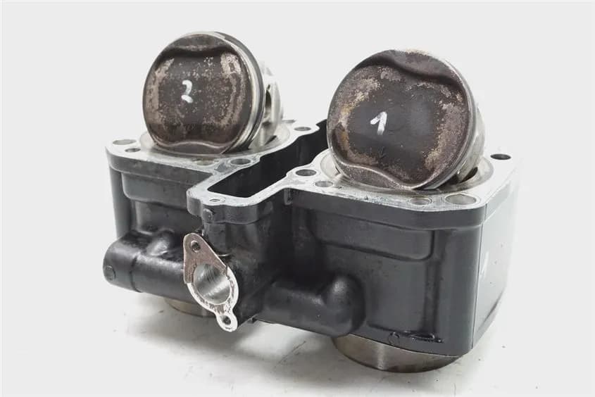 KAWASAKI GPZ 500 S EX500D ZYLINDER & KOLBEN