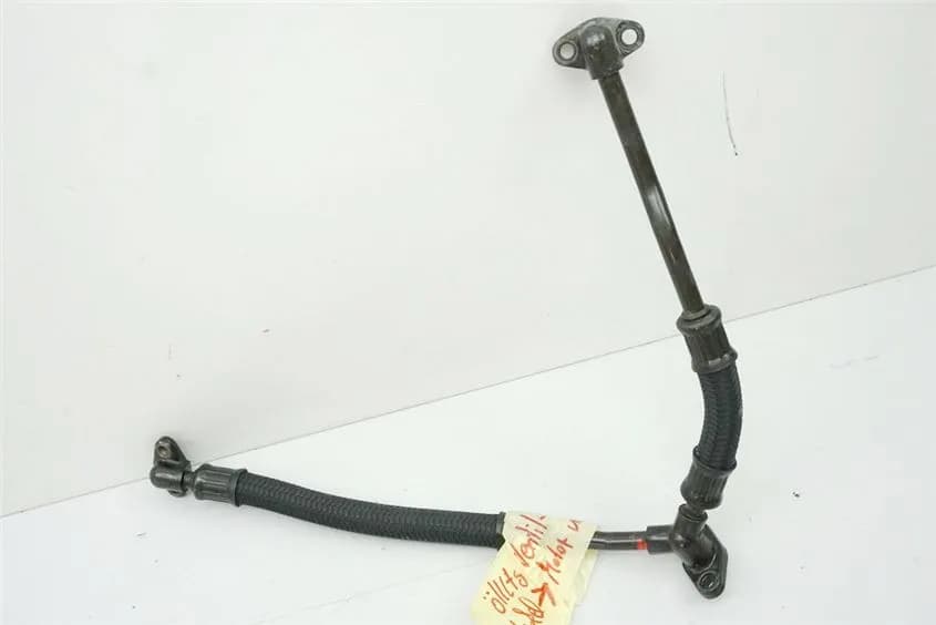 SUZUKI GSX 1100 G GV74A ÖLLEITUNG VENTILDECKEL -> MOTOR UNTEN ÖLSCHLAUCH