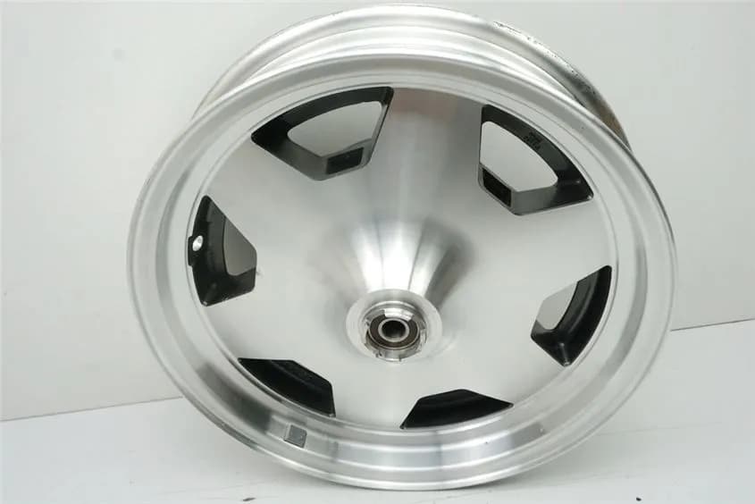 SUZUKI AN 400 WVAU BURGMAN FELGE VORN VORDERRAD WHEEL - UNFALLFREI J13 X 3.00