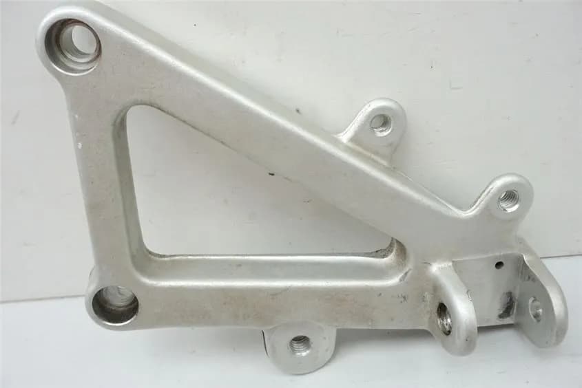 DUCATI 750 SS i.e. FUßRASTENTRÄGER FAHRER LINKS HALTER FUßRASTE HALTEPLATTE