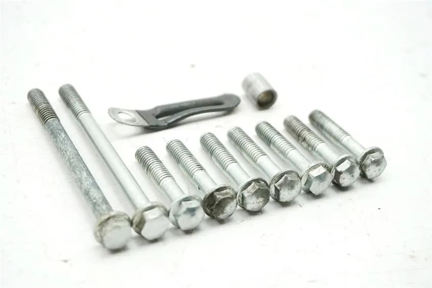 HYOSUNG GV 250 AQUILA SCHRAUBEN LIMADECKEL MOTORDECKEL