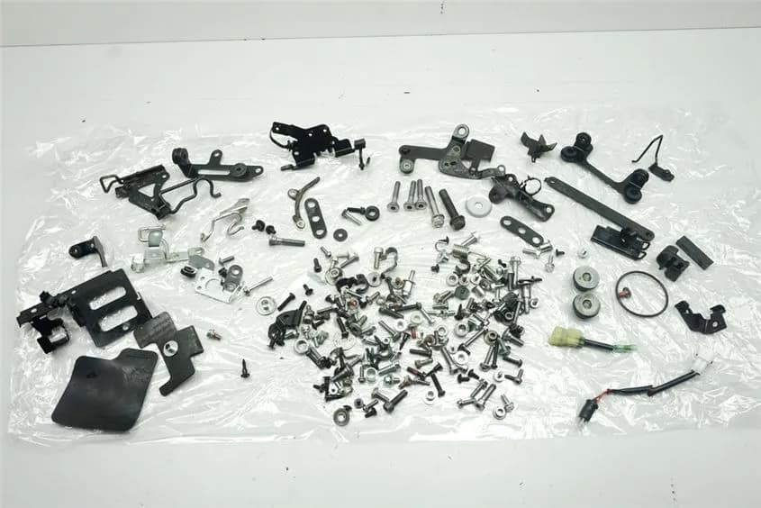 KAWASAKI BX 125 A NINJA SCHRAUBEN & KLEINTEILE & HALTER