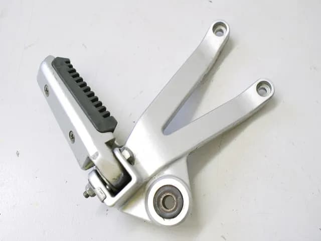 SUZUKI VX 800 VS51A/ VS51B FUßRASTENANLAGE SOZIUS RE