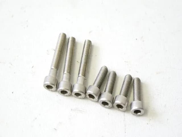 APRILIA ETV 1000 CAPO NORD SCHRAUBEN TANKDECKEL