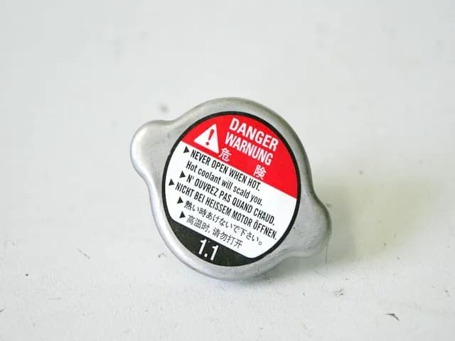 HONDA FES 125 JF12 S-WING KÜHLERDECKEL KÜHLER