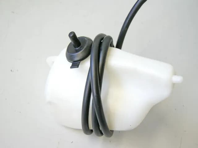 BMW K 1200 GT K12 KÜHLMITTELBEHÄLTER KÜHLER