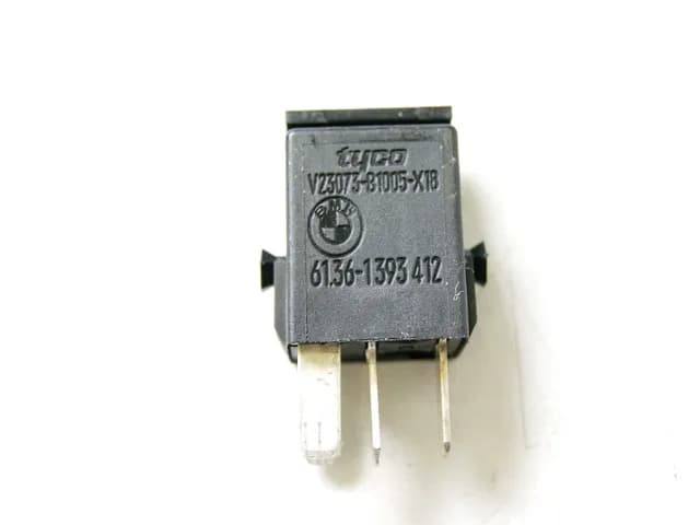 BMW K 1200 GT K12 STEUERRELAIS RELAIS LICHTRELAIS