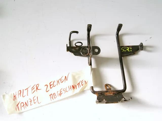 YAMAHA XT 125 X HALTERUNG SCHEINWERFER STÜTZE TRÄGER