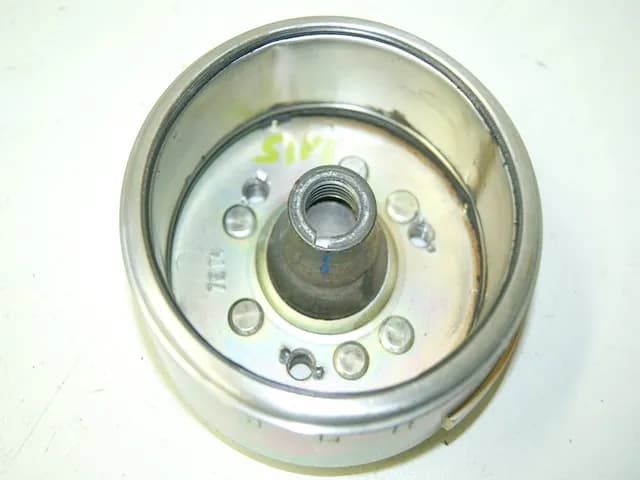 KYMCO QUANNON 125 LIMA ROTOR LICHTMASCHINE POLRAD