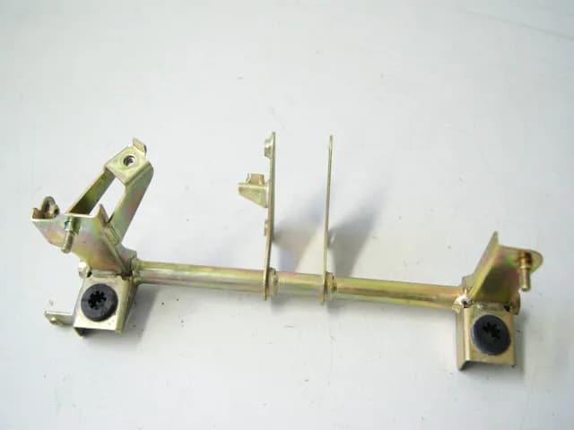 HONDA NES 125 @ JF07 VERKLEIDUNGSHALTER TRÄGER STÜTZE VORN