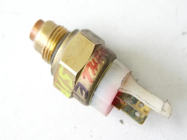 BENELLI VELVET 250 LC M7 THERMOSCHALTER KÜHLER