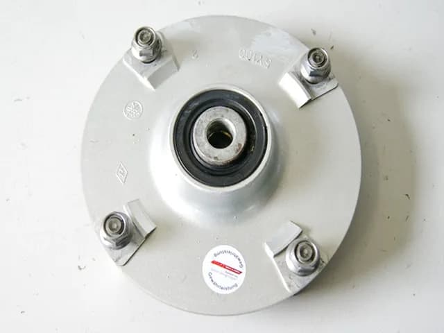 YAMAHA XV 125 VIRAGO KETTENRADTRÄGER AUFNAHME RITZEL