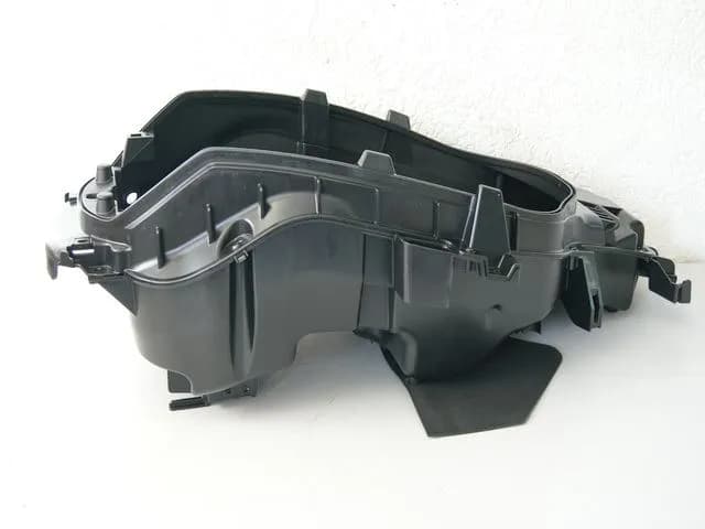 PEUGEOT SATELIS 250 J2 ABS STAUFACH HELMFACH STAUBOX