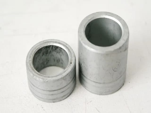 HONDA CBF 500 PC39 DISTANZHÜLSEN DISTANZ FELGE VORN