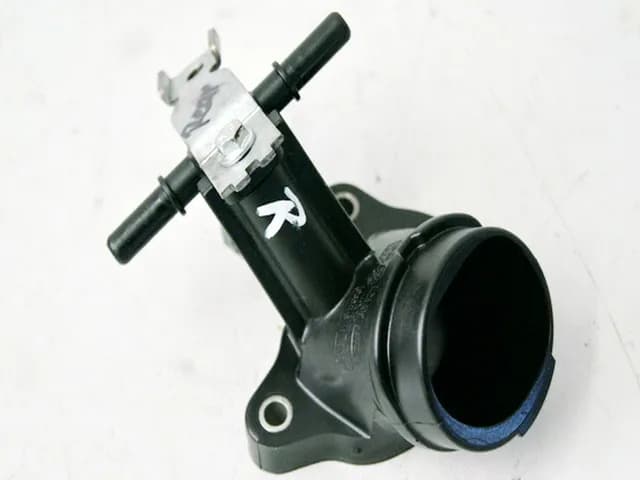 GILERA GP 800 ZAPM55 EINSPRITZDÜSE HINTEN INJECTION ANSAUGSTUTZEN