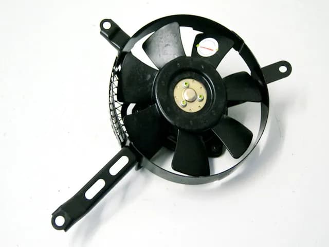 SUZUKI GSX-R 1000 WVBZ K3 K4 Lüfterrad Kühler Motor Lüfter Kühlerlüfter